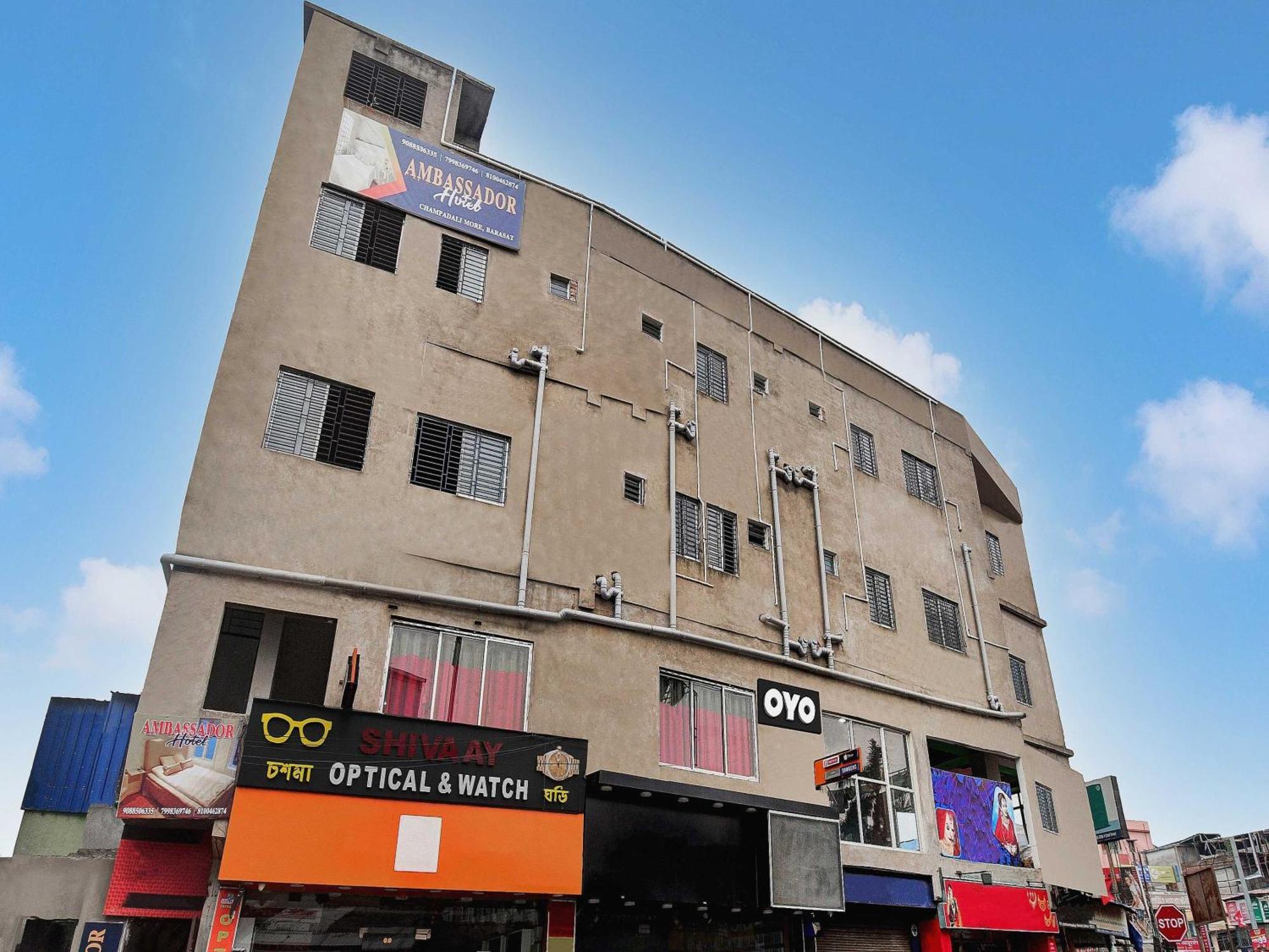 Super Hotel O Royal Empire Calcutta Exterior foto