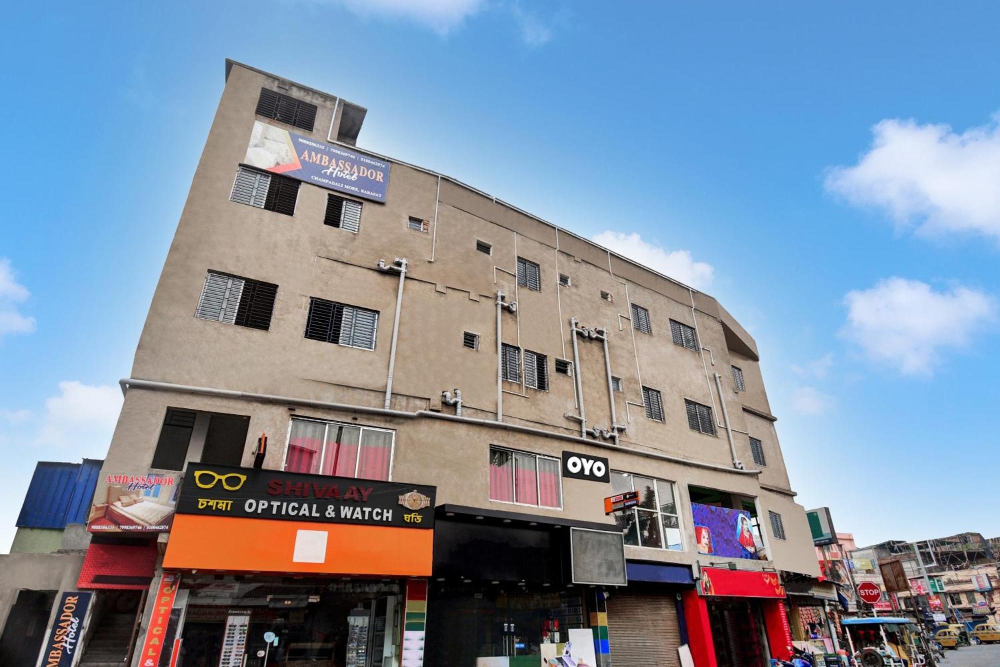Super Hotel O Royal Empire Calcutta Exterior foto